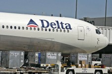 Paralyzed Guy Settles Suit With Delta Over Nantucket Flight