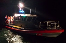 BREAKING NEWS: The Falmouth Raw Bar Booze Cruise Ran Aground - Coast Guard Rescuing Passengers